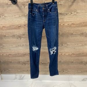 American Eagle Outfitters Tomgirl Jeans (Size 00)